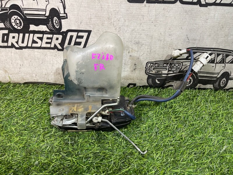 Замок двери TOYOTA LAND CRUISER FZJ80 1FZ-FE передний правый (б/у)