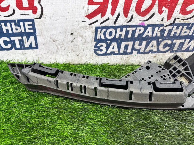 Планка под фару HONDA FREED GP3 LEA передняя правая (б/у)