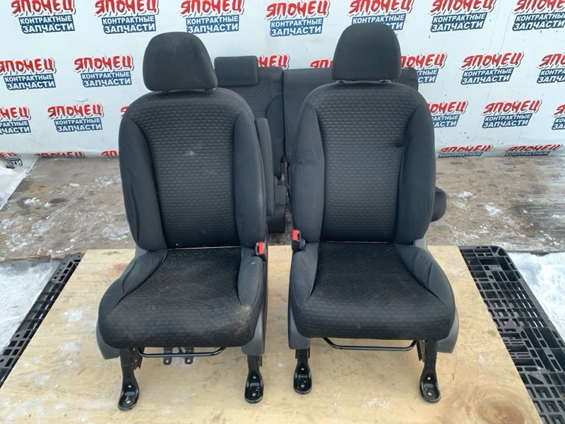 Сиденья комплект HONDA FREED GP3 LEA (б/у)