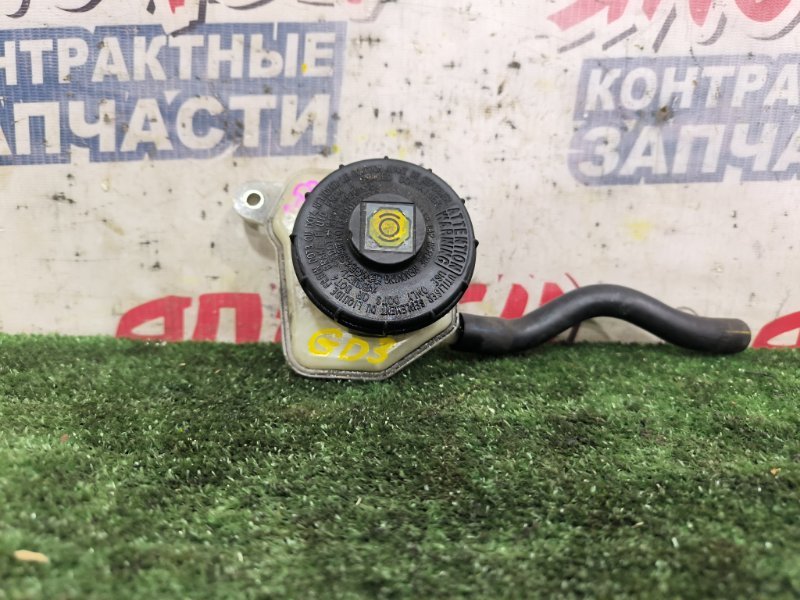 Бачок для тормозной жидкости HONDA FREED SPIKE GP3 LEA (б/у)