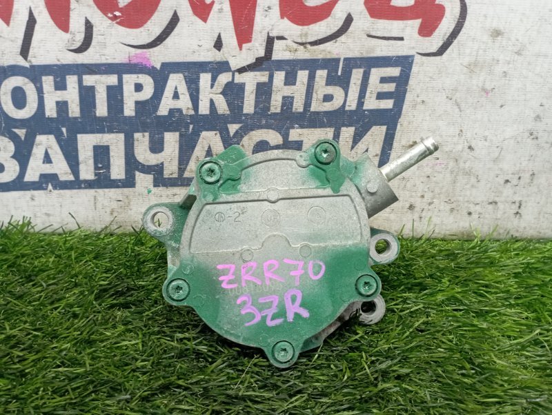 Насос вакуумный TOYOTA NOAH ZRR70 3ZR-FAE (б/у)