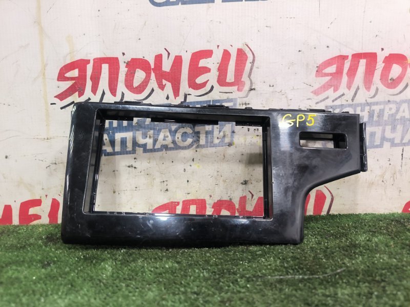 Консоль магнитофона HONDA FIT GP5 LEB (б/у)