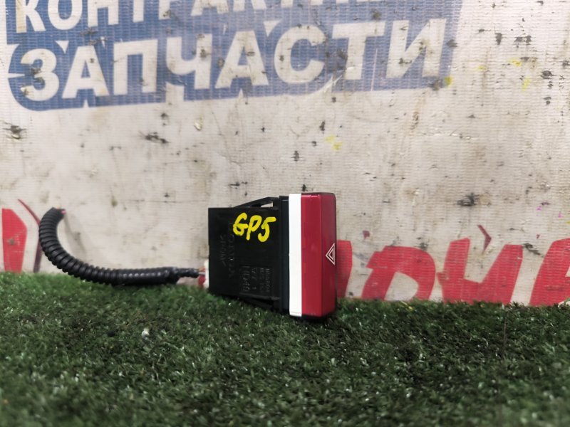 Кнопка аварийной сигнализации HONDA FIT GP5 LEB (б/у)