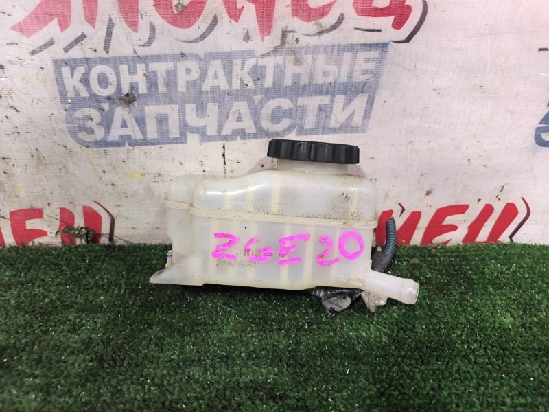 Бачок для тормозной жидкости TOYOTA WISH ZGE20 2ZR-FAE (б/у)