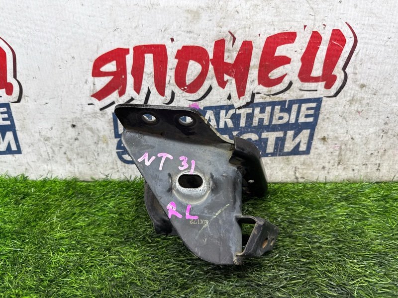 Крепление продольного рычага NISSAN X-TRAIL NT31 MR20DE заднее левое (б/у)