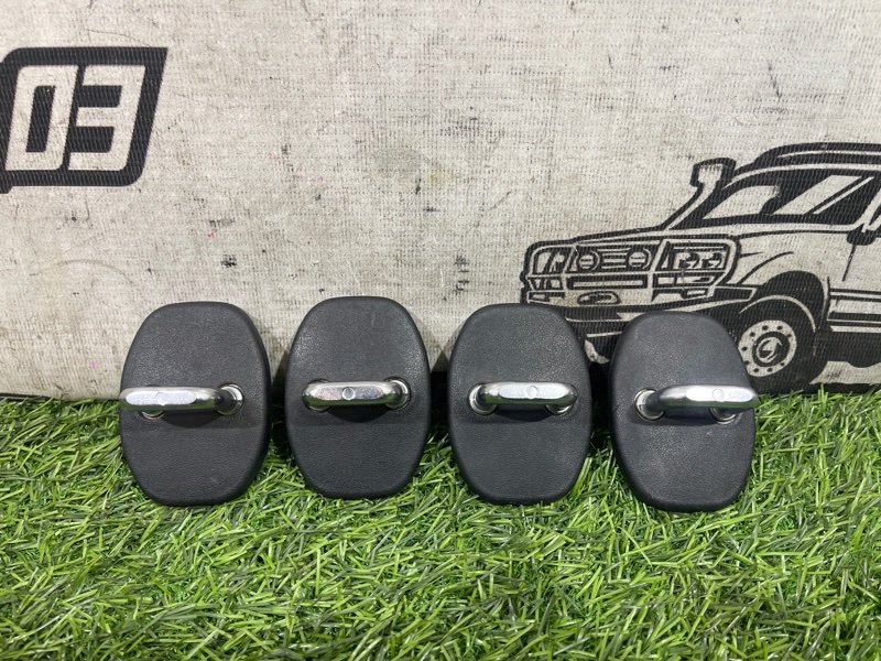 Петля замка двери LEXUS LX470 UZJ100 2UZ-FE (б/у)