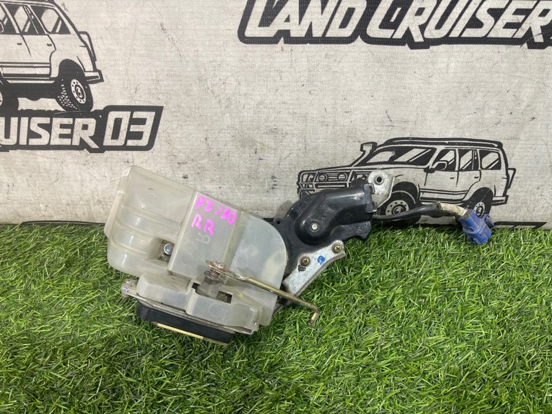 Замок двери TOYOTA LAND CRUISER FZJ80 1FZ-FE задний правый (б/у)