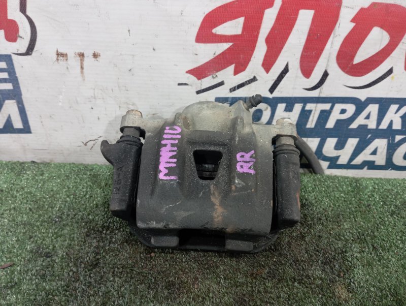 Суппорт TOYOTA ALPHARD MNH10 1MZ-FE задний правый (б/у)