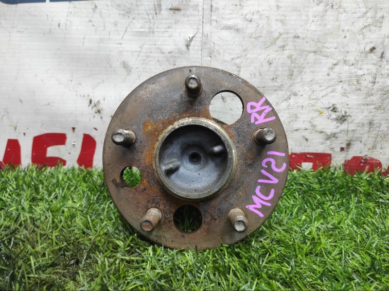 Ступица TOYOTA CAMRY GRACIA MCV21 2MZ-FE задняя (б/у)