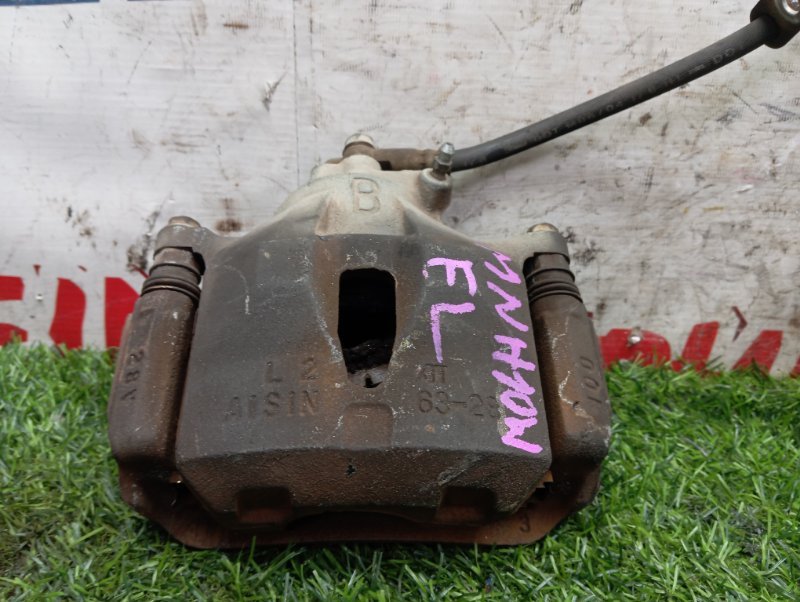 Суппорт TOYOTA ALPHARD MNH10 1MZ-FE передний левый (б/у)