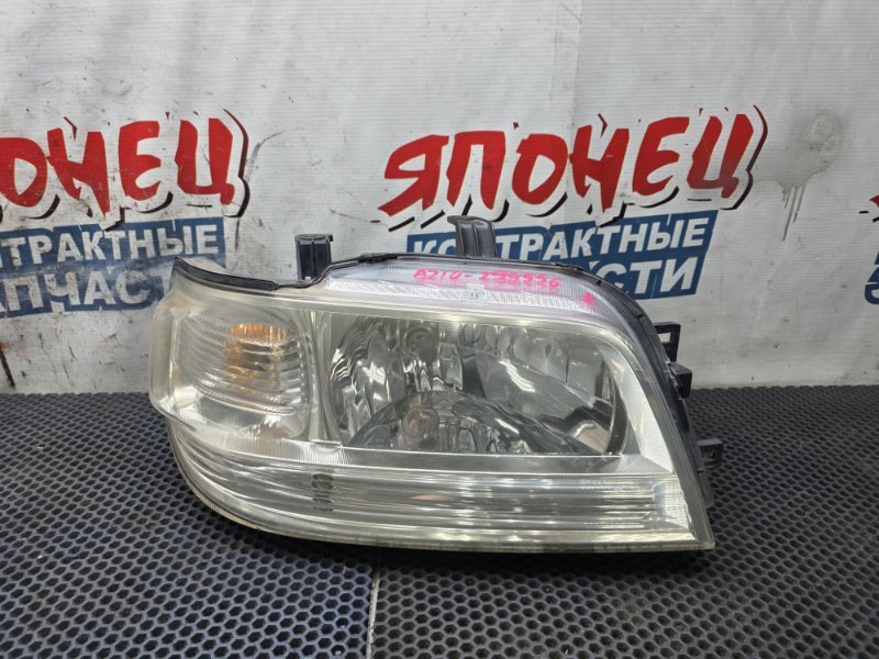 Фара NISSAN CUBE AZ10 CGA3DE правая (б/у)