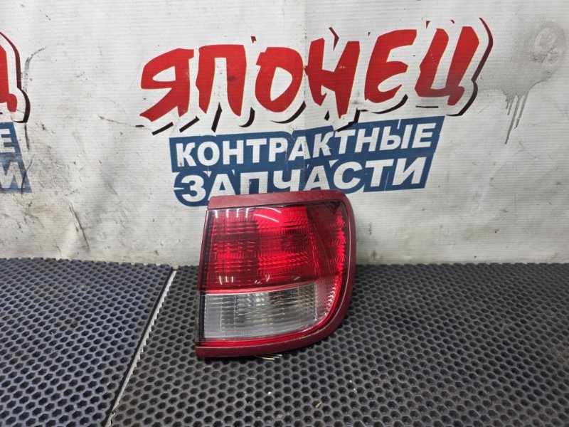 Стоп-сигнал NISSAN EXPERT VW11 QG18DE задний правый (б/у)