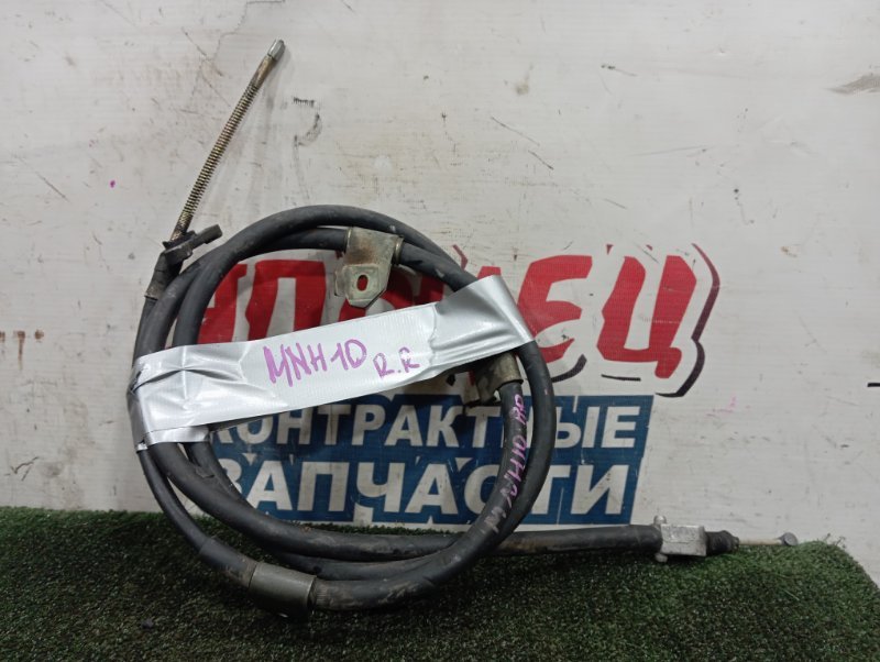 Тросик ручника TOYOTA ALPHARD MNH10 1MZ-FE правый (б/у)