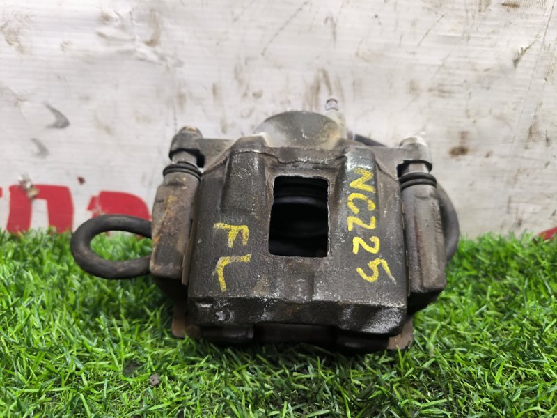 Суппорт TOYOTA RAUM NCZ25 1NZ-FE передний левый (б/у)