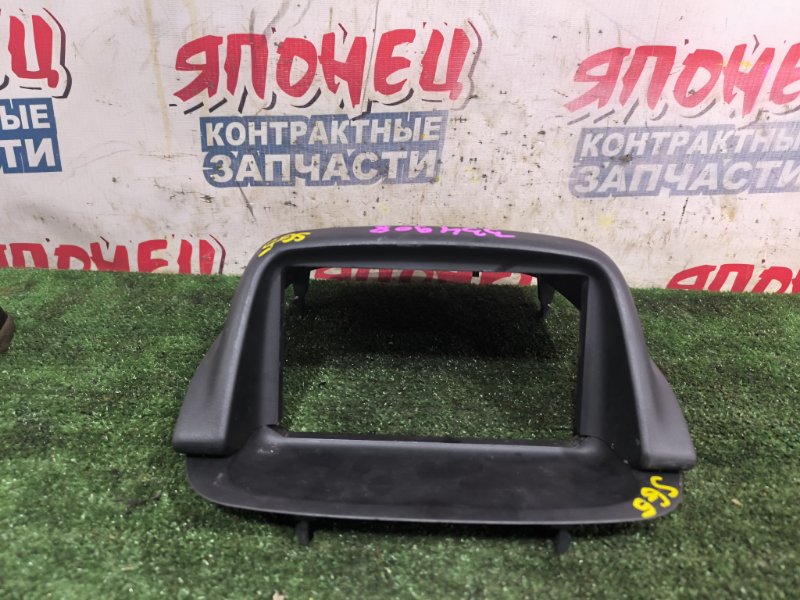 Консоль центральная SUBARU FORESTER SG5 EJ20 (б/у)