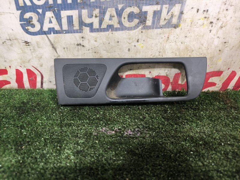 Накладка ручки двери TOYOTA AVENSIS AZT251 1AZ-FSE задняя левая (б/у)