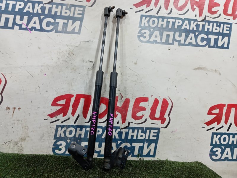 Амортизатор багажника TOYOTA SIENTA NHP170 1NZ-FXE (б/у)
