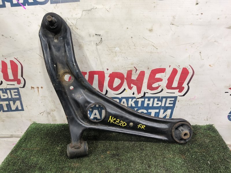 Рычаг нижний TOYOTA RAUM NCZ20 1NZ-FE передний правый (б/у)