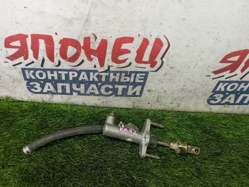Главный цилиндр сцепления TOYOTA LITE ACE KR42 7K-E (б/у)