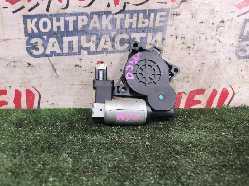 Моторчик стеклоподъемника MAZDA DEMIO DY3W ZY-VE задний левый (б/у)