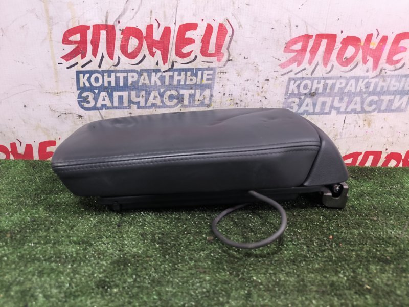 Подлокотник HONDA INSPIRE UC1 J30A (б/у)