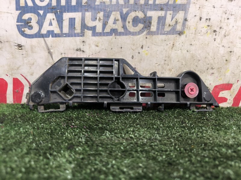 Крепление бампера TOYOTA SIENTA NHP170 1NZ-FXE заднее правое (б/у)