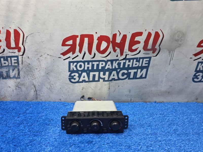 Блок управления климат-контролем MITSUBISHI CHARIOT GRANDIS N84W 4G64 (б/у)