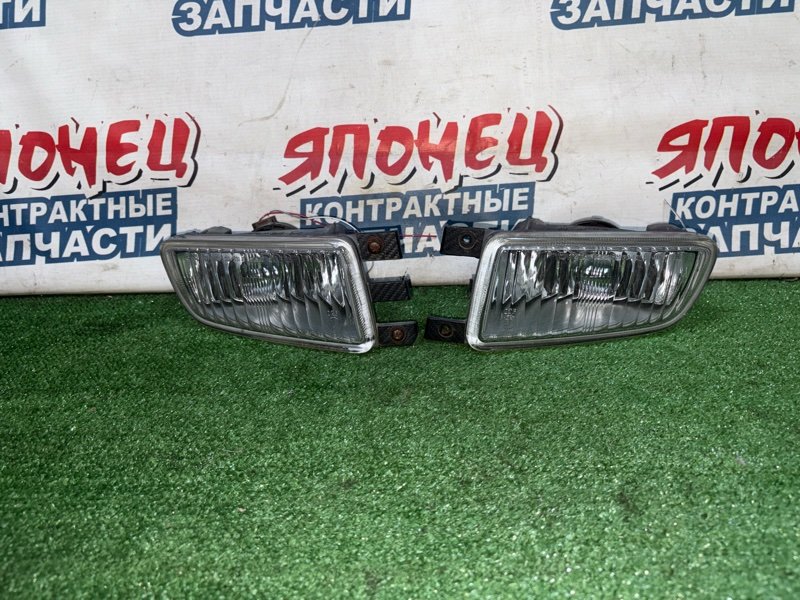 Фара противотуманная TOYOTA ARISTO JZS160 2JZ-GE (б/у)