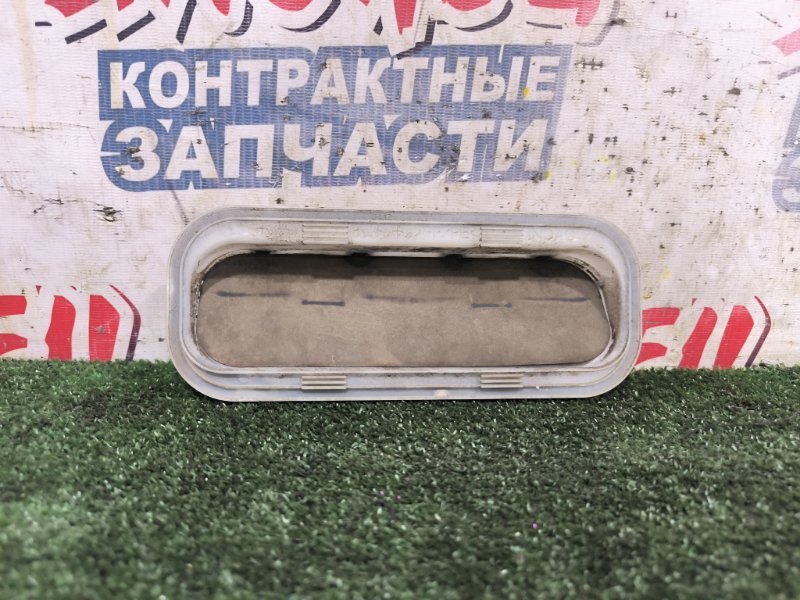 Клапан вентиляции крыла TOYOTA COROLLA FIELDER NZE144 1NZ-FE задний (б/у)