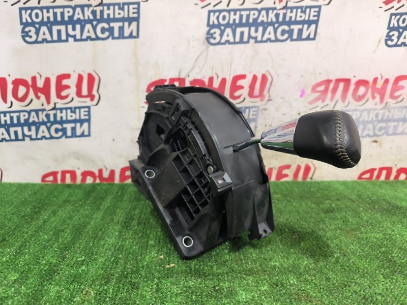 Рычаг переключения кпп TOYOTA SIENTA NHP170 1NZ-FXE (б/у)