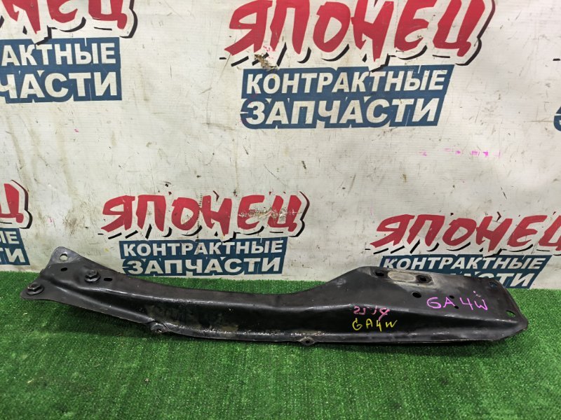 Балка продольная под двс TOYOTA ISIS ZGM10 2ZR-FAE (б/у)