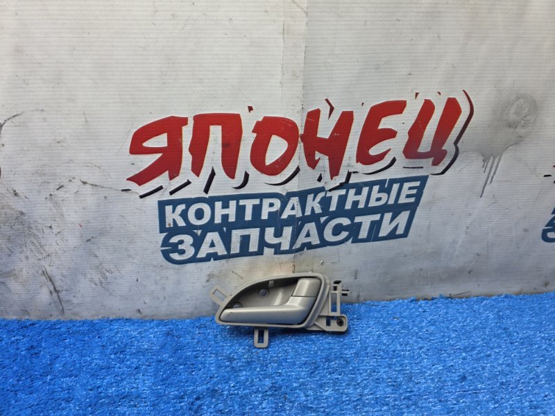 Ручка двери внутренняя HONDA INSIGHT ZE2 LDA задняя правая (б/у)