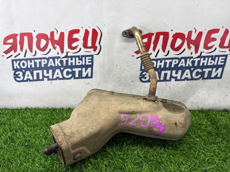 Коллектор выпускной MITSUBISHI PAJERO V97W 6G75 правый (б/у)