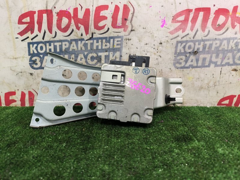 Блок управления рулевой колонкой TOYOTA WISH ZGE20 2ZR-FAE (б/у)