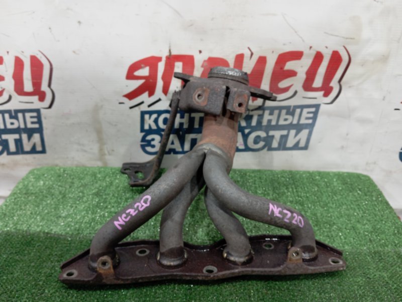 Коллектор выпускной TOYOTA RAUM NCZ20 1NZ-FE (б/у)