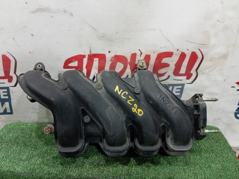 Коллектор впускной TOYOTA RAUM NCZ20 1NZ-FE (б/у)