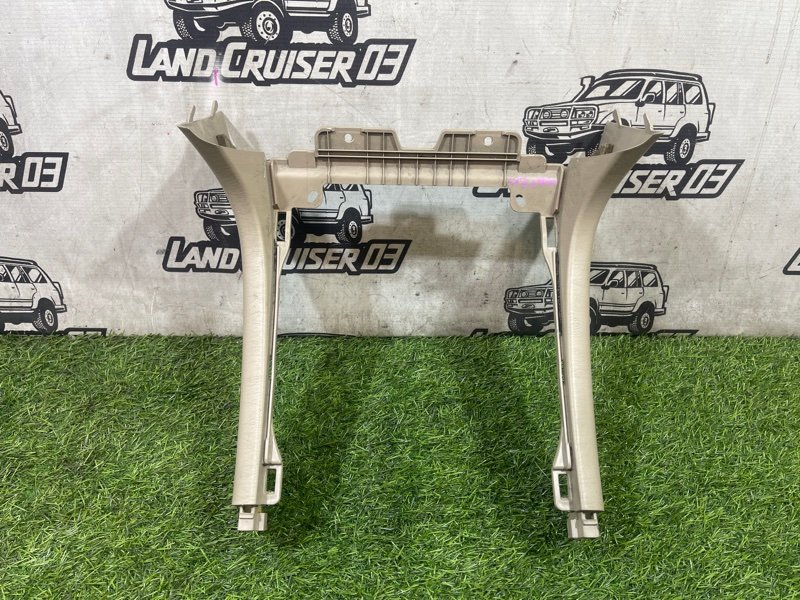 Консоль центральная TOYOTA LAND CRUISER UZJ100 2UZ-FE (б/у)