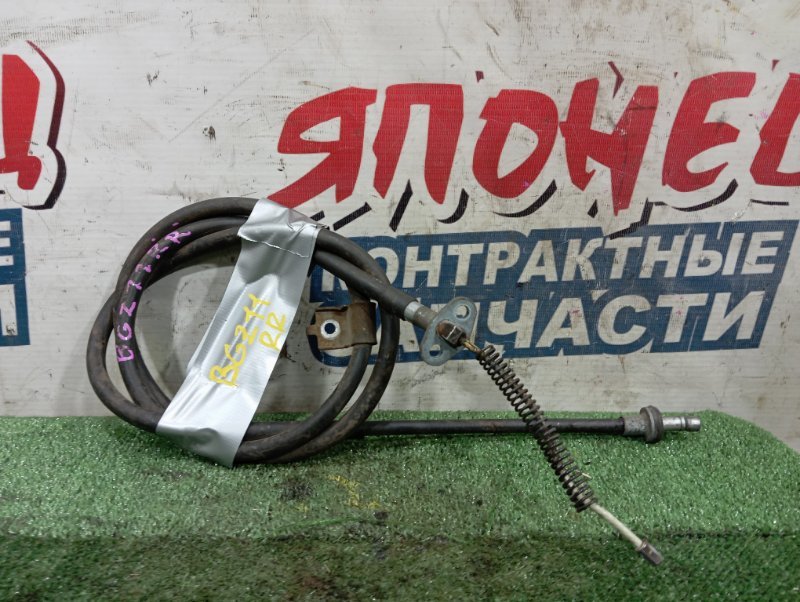 Тросик ручника NISSAN CUBE BGZ11 CR14DE правый (б/у)