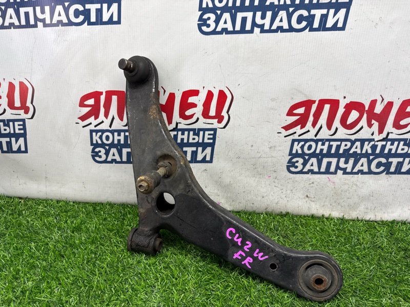 Рычаг нижний MITSUBISHI AIRTREK CU2W 4G63 передний правый (б/у)