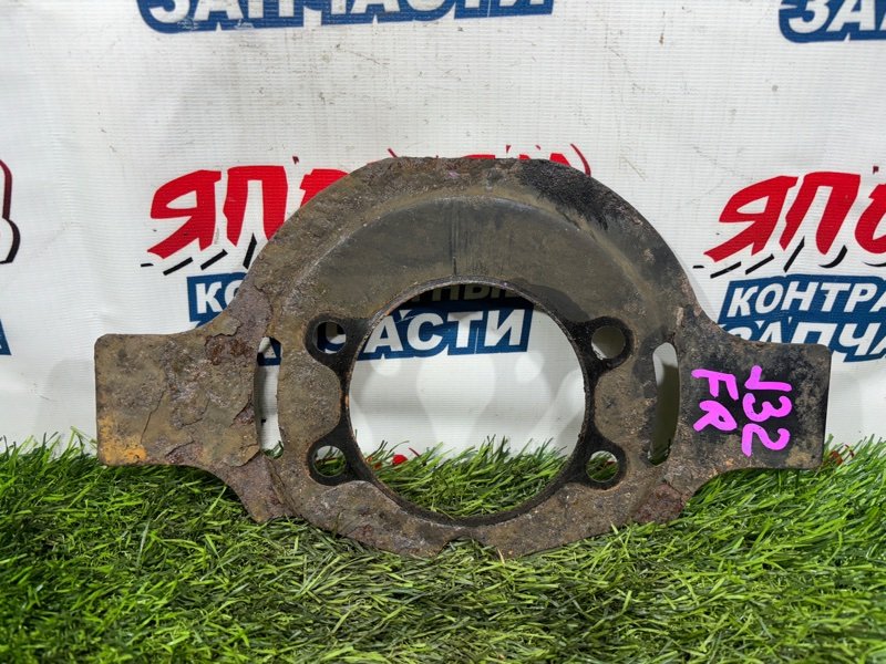 Щиток тормозного диска NISSAN TEANA J32 VQ25DE передний (б/у)