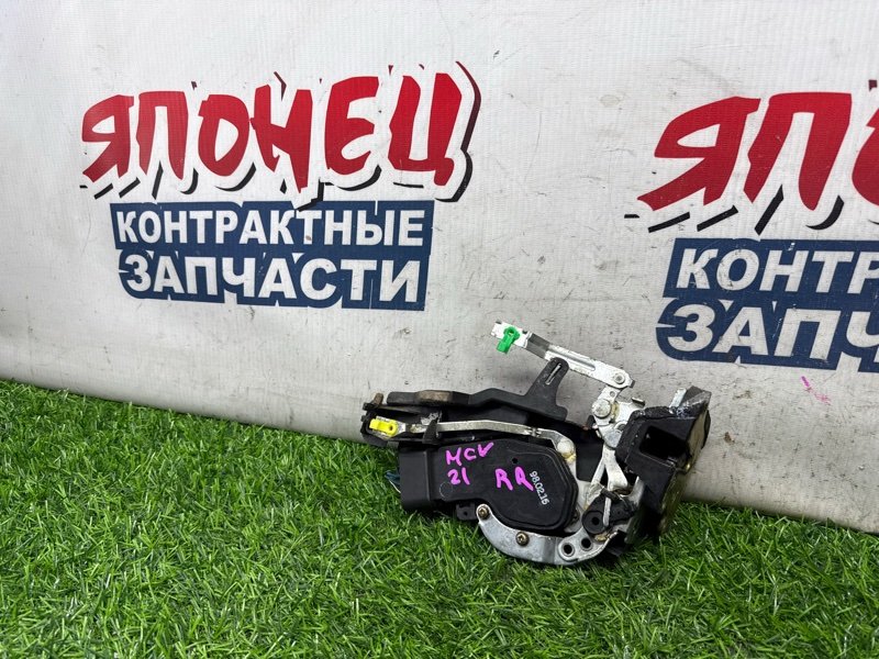 Замок двери TOYOTA CAMRY GRACIA MCV21 2MZ-FE задний правый (б/у)