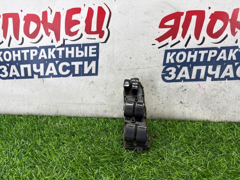 Блок упр. стеклоподъемниками TOYOTA CROWN JZS157 2JZ-GE передний правый (б/у)