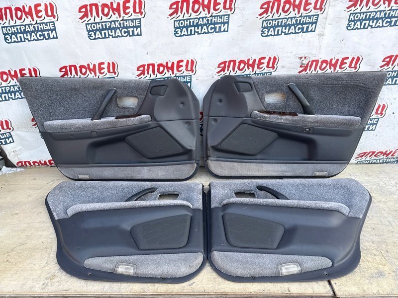 Обшивка двери TOYOTA CROWN JZS157 2JZ-GE (б/у)