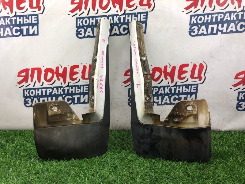 Брызговик MAZDA BONGO SKP2M L8 передний (б/у)