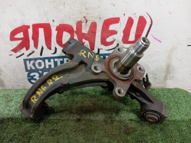 Цапфа HONDA STREAM RN6 R18A задняя правая (б/у)