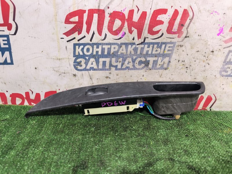 Кнопка стеклоподъемника MITSUBISHI DELICA PD6W 6G72 передняя левая (б/у)