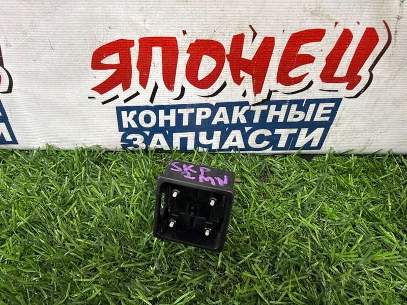 Блок управления зеркалами NISSAN VANETTE SKP2MN L8 (б/у)