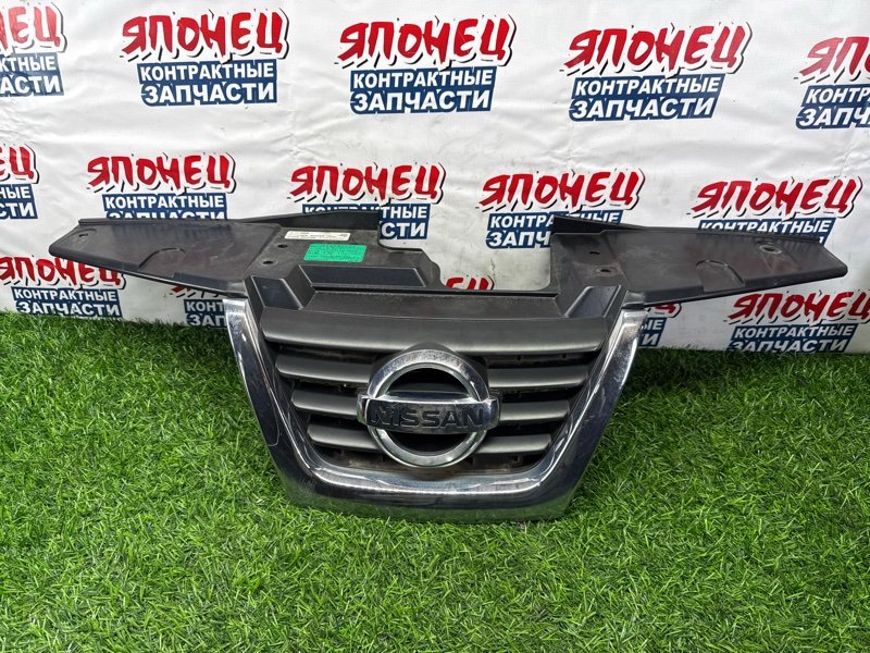 Решетка радиатора NISSAN JUKE NF15 MR16DDT (б/у)