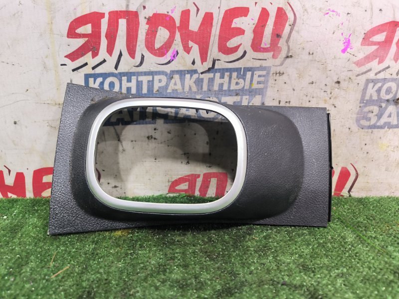 Консоль кпп NISSAN TIIDA LATIO SC11 HR15DE (б/у)