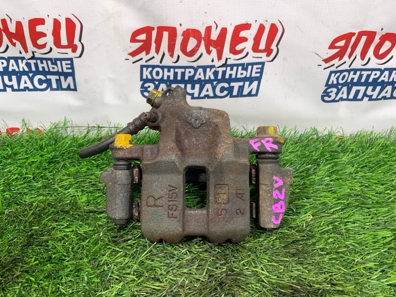 Суппорт MITSUBISHI LIBERO CB2V 4G15 передний правый (б/у)